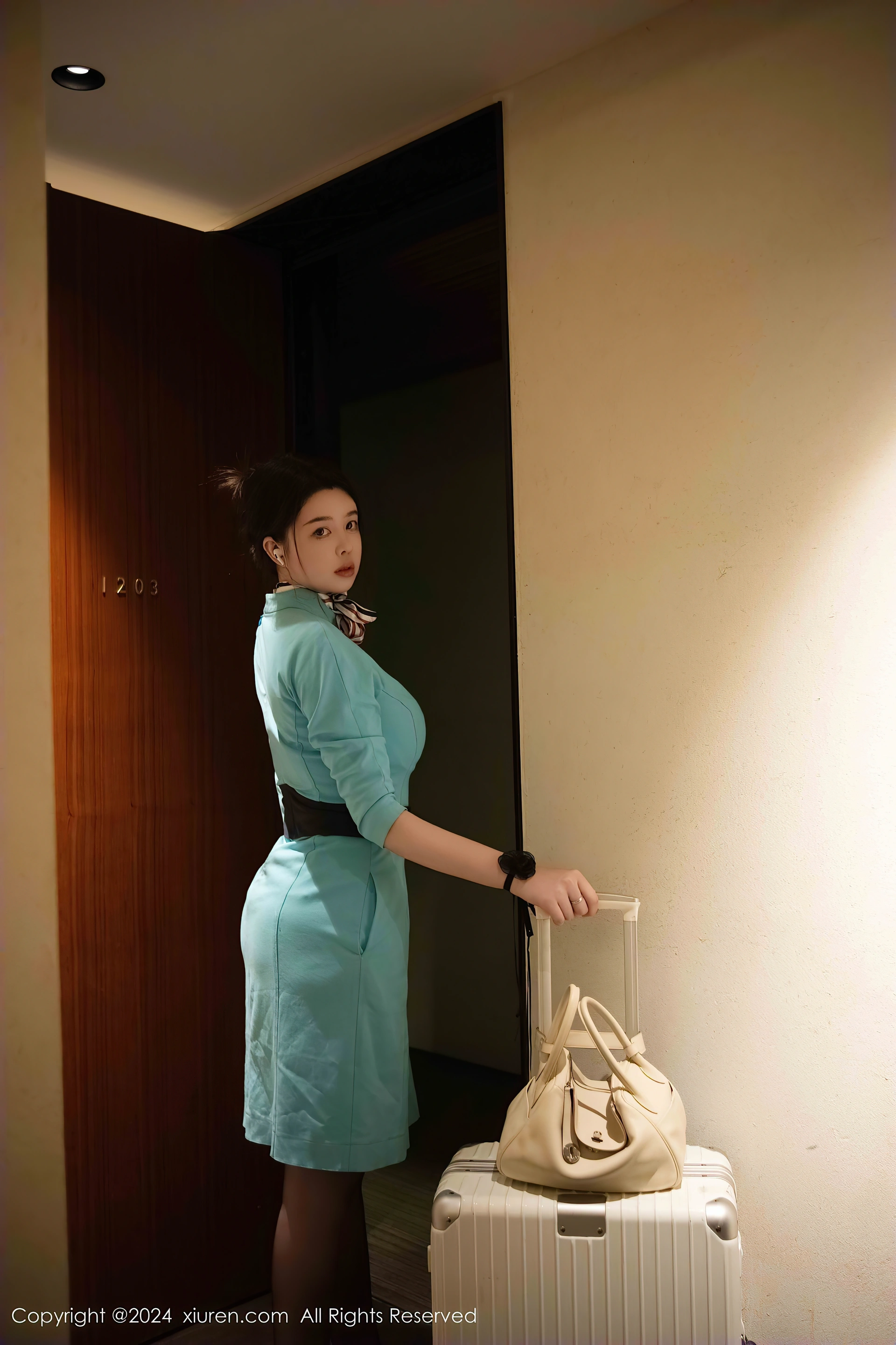 [Xiuren秀人网]2024.12.17 NO.9609 樱桃小犊子 1